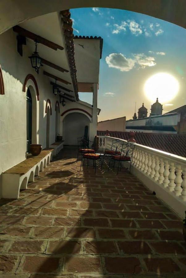 Colonial