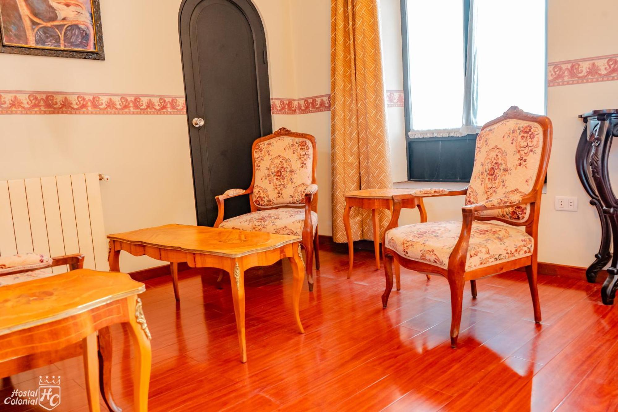 Guest house Colonial