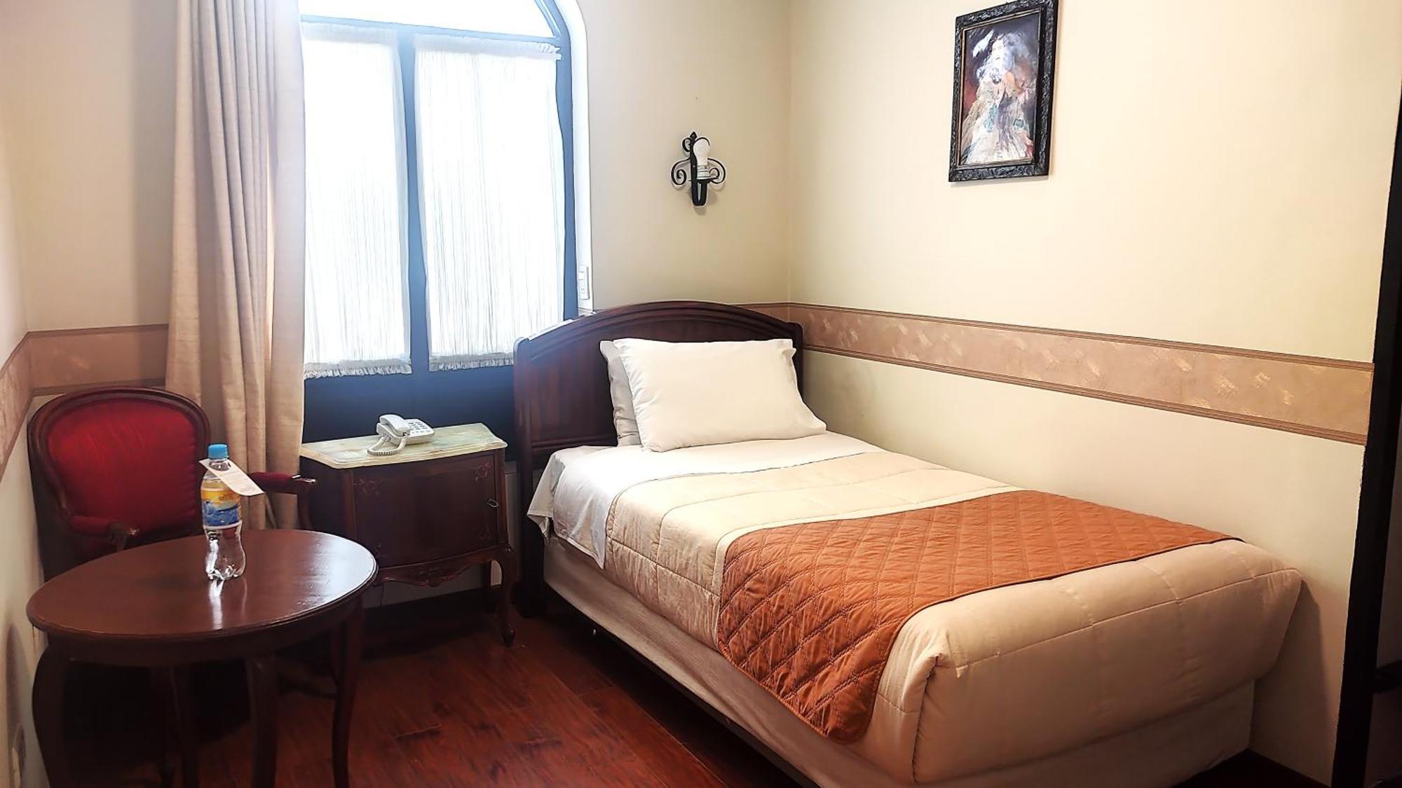 Colonial Affittacamere 4*
